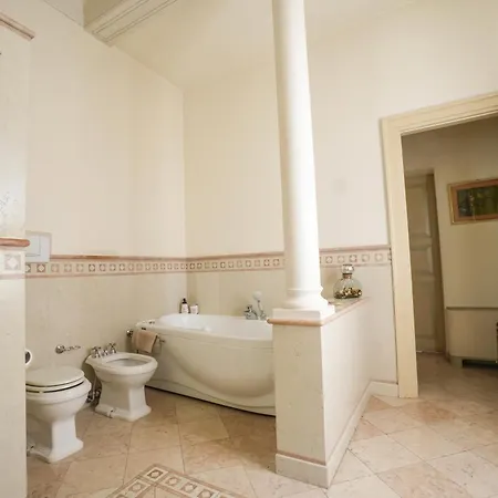 Bed & Breakfast Messori 4*