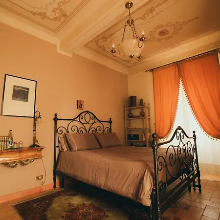 Bed & Breakfast Messori 4*