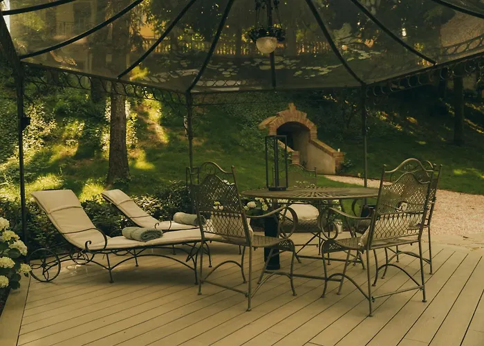 Frühstückspension Messori 4*